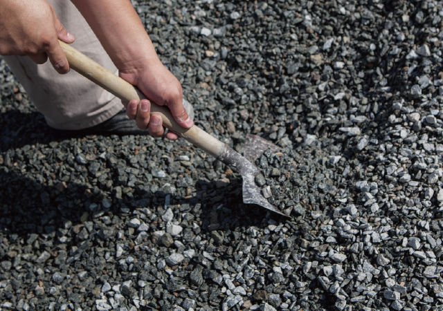 Traceability Management for Full Disclosure of History of Materials